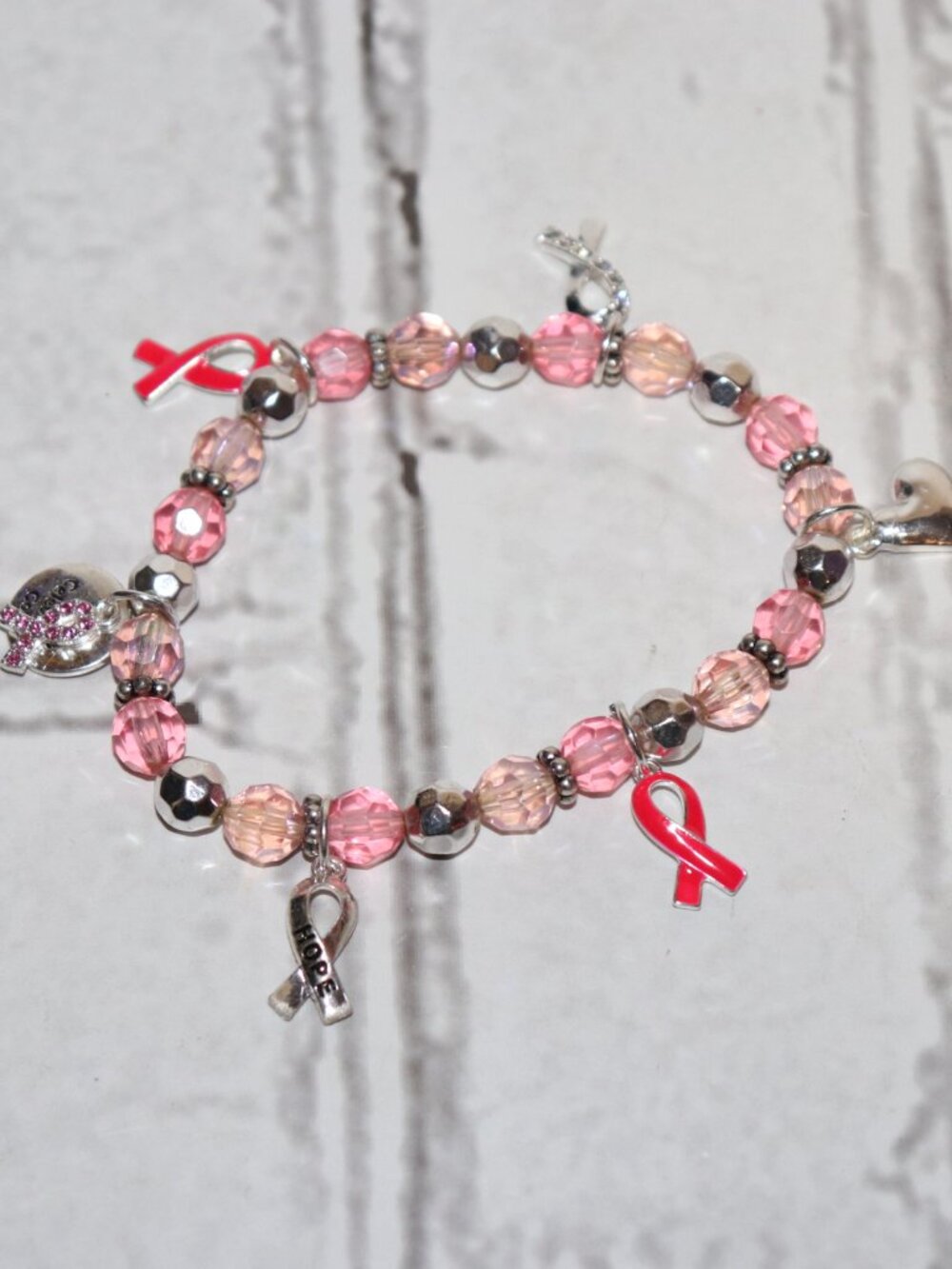 🎀 Breast Cancer Awareness Charm Bracelet · 7.5" · Elastic Pink ribbons · HOPE